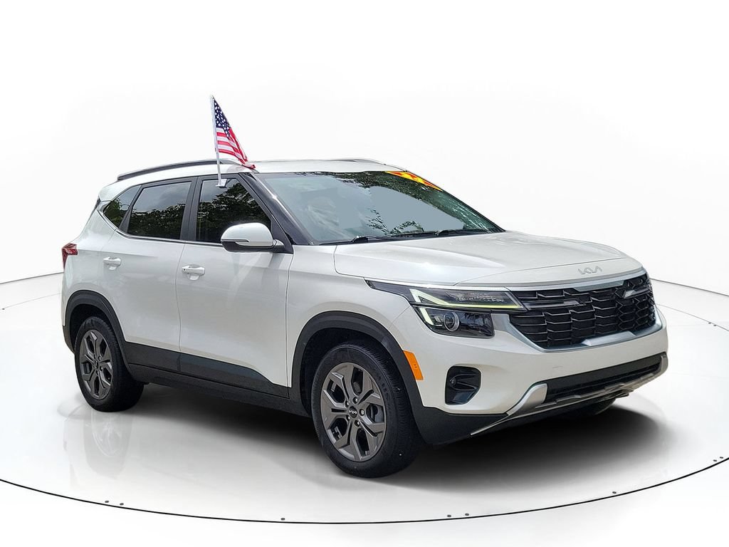 Used 2024 Kia Seltos S FWD image 2