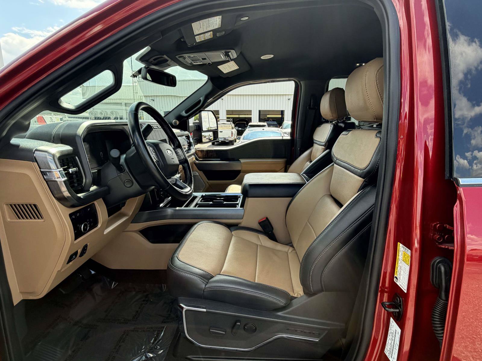 Certified 2023 Ford F250 Lariat w/ Lariat Ultimate Package AWD/4WD image 21