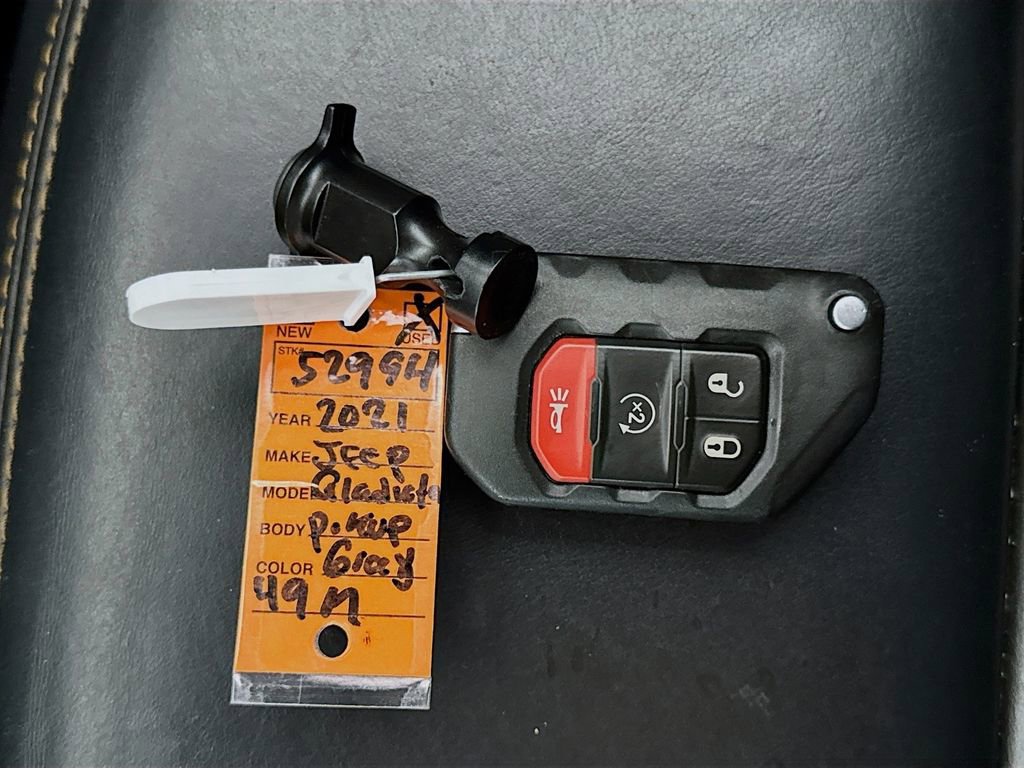 Used 2021 Jeep Gladiator Overland AWD/4WD image 34