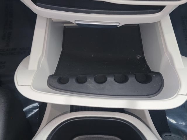 Certified 2024 Chrysler Pacifica Touring-L FWD image 24