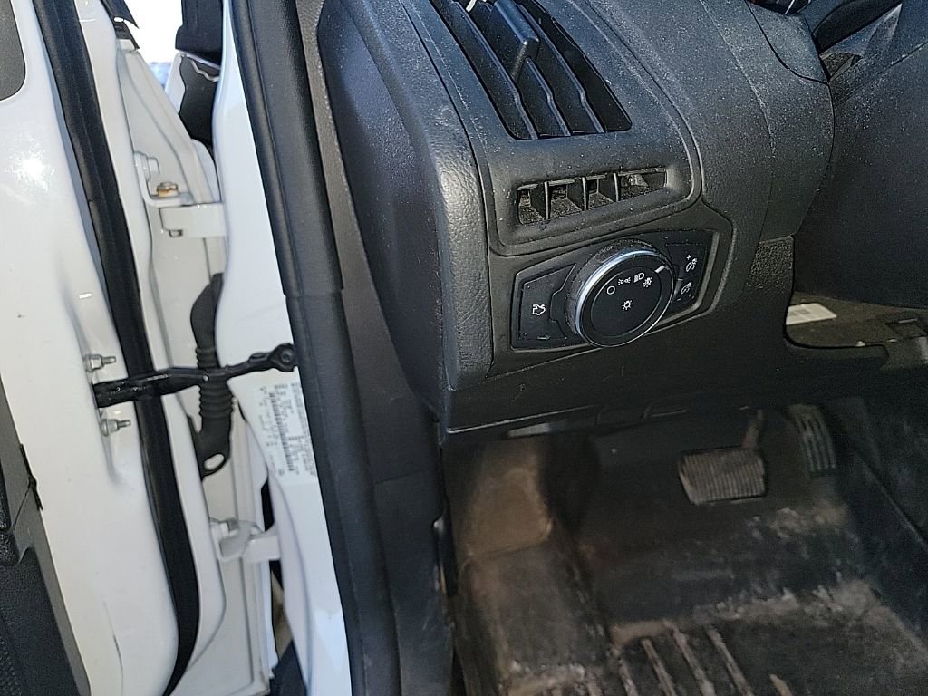 Used 2017 Ford Focus SE image 28