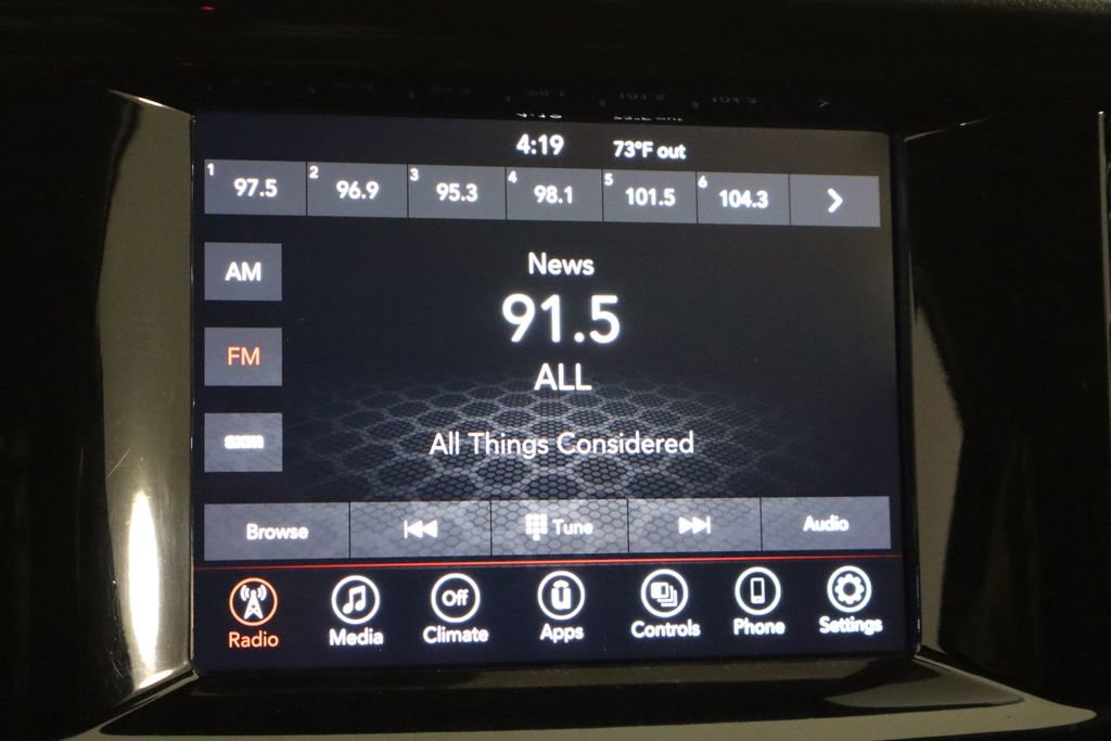 Used 2021 Dodge Durango SXT w/ 3rd Row Seating Group RWD image 29