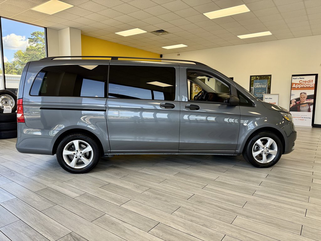 Used 2016 Mercedes-Benz Metris Passenger image 5