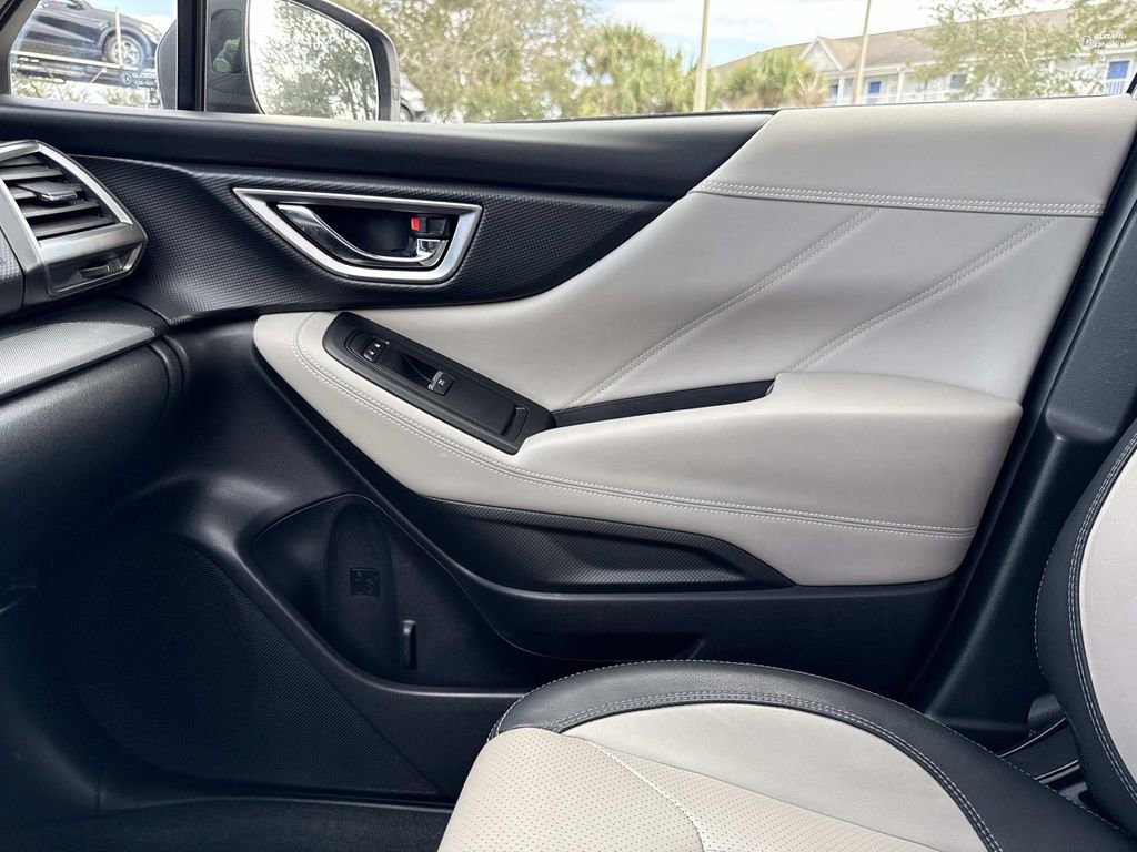 Used 2020 Subaru Forester Limited w/ Popular Package #3 image 27