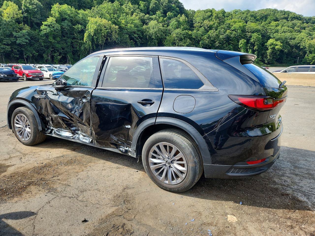 Used 2024 MAZDA CX-90 Plug-In Hybrid w/ Preferred AWD/4WD image 3