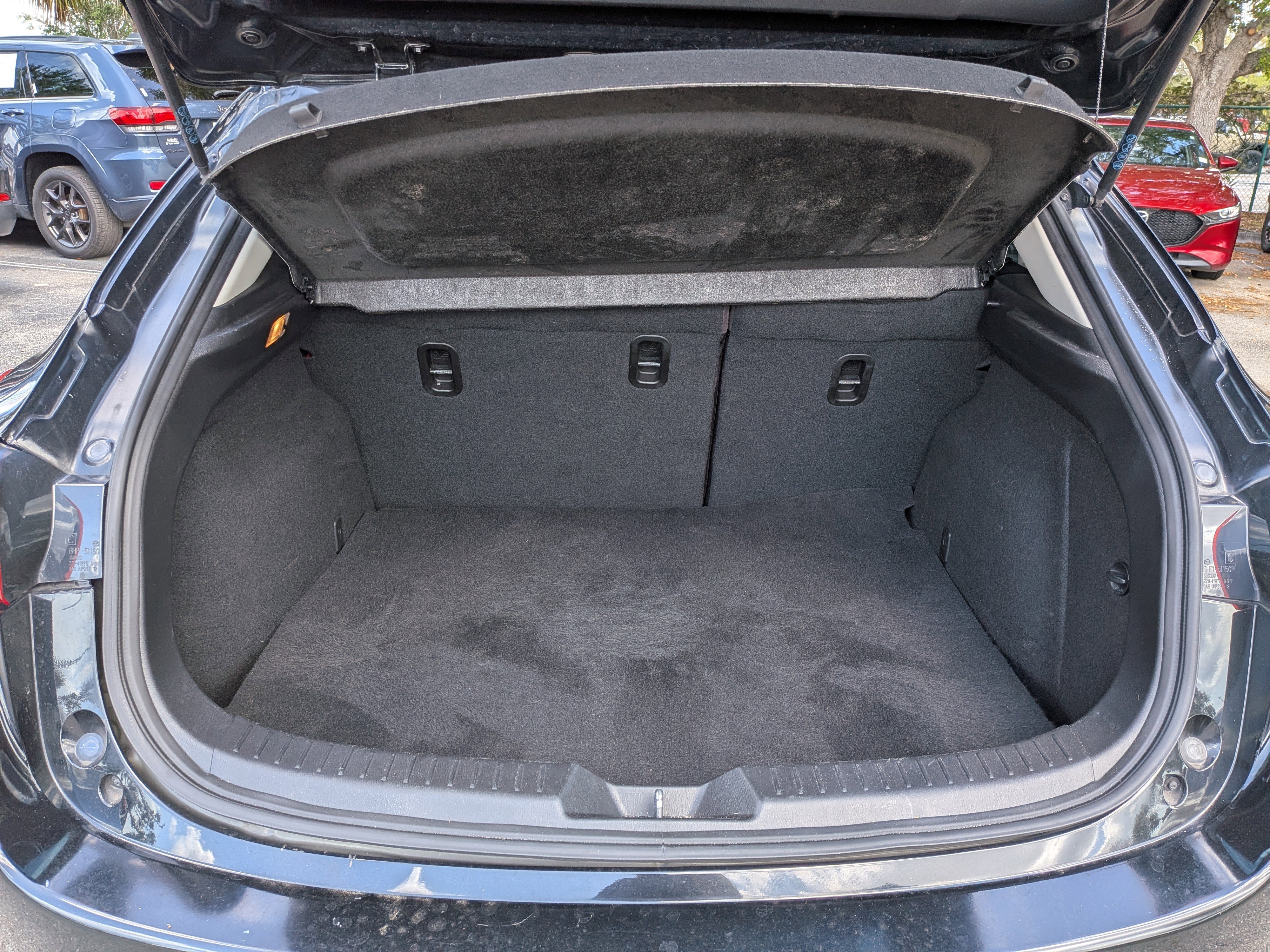 Used 2017 MAZDA MAZDA3 Sport image 13