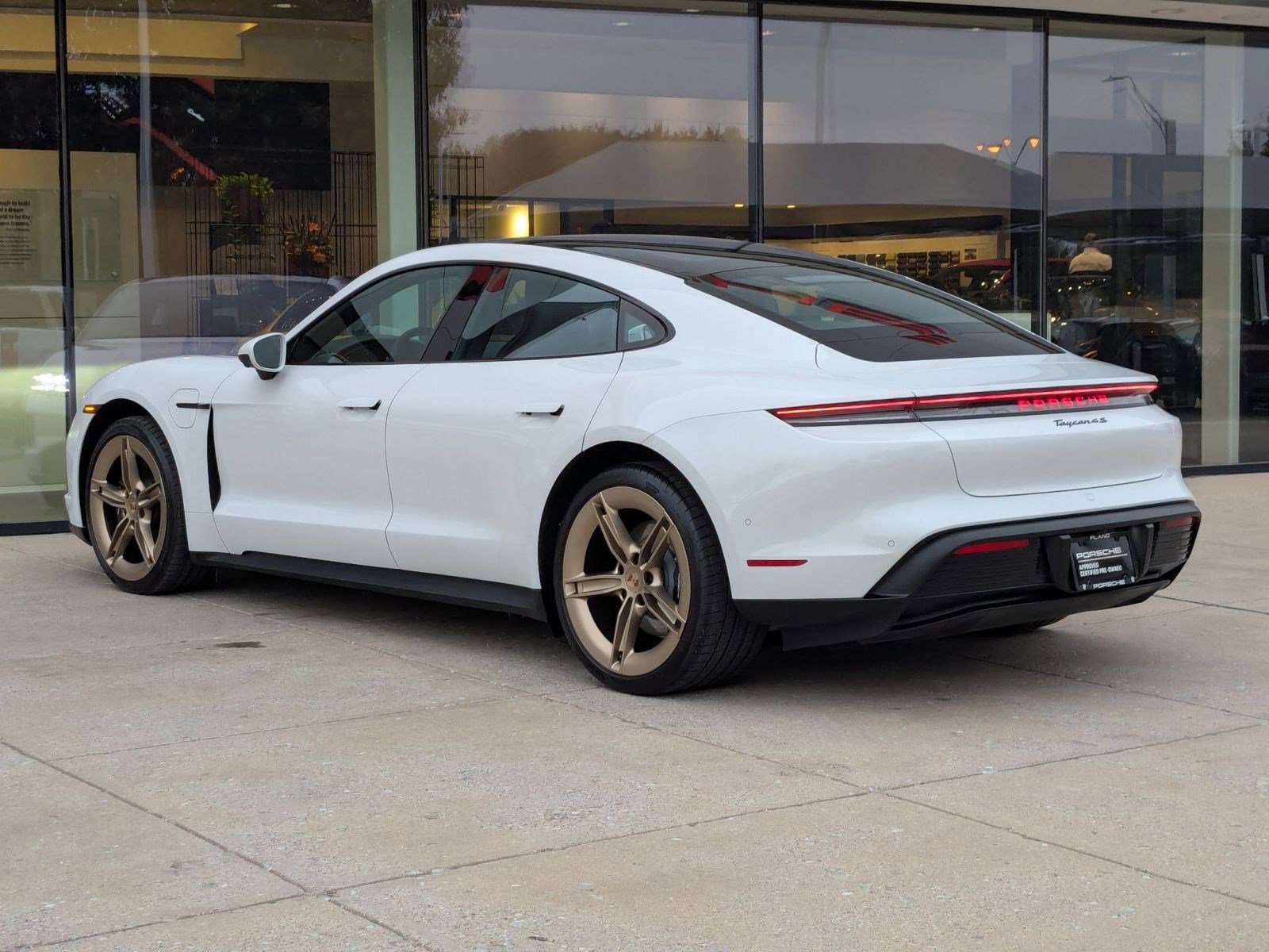 Certified 2025 Porsche Taycan 4S video 3