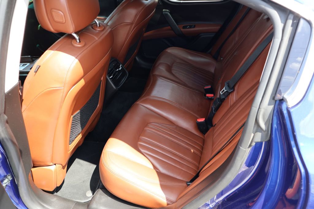 Used 2015 Maserati Ghibli RWD image 24