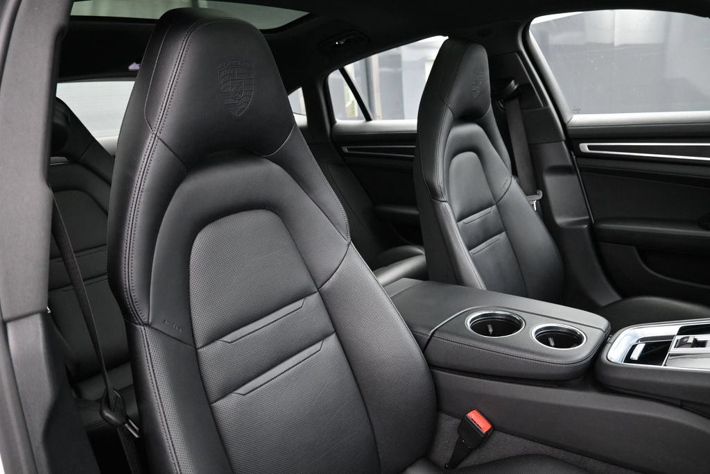 Certified 2023 Porsche Panamera Platinum Edition RWD image 31