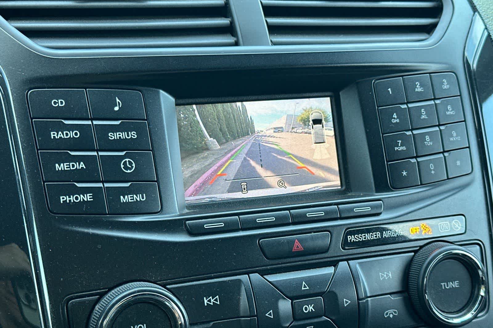 Used 2017 Ford Explorer XLT FWD image 21
