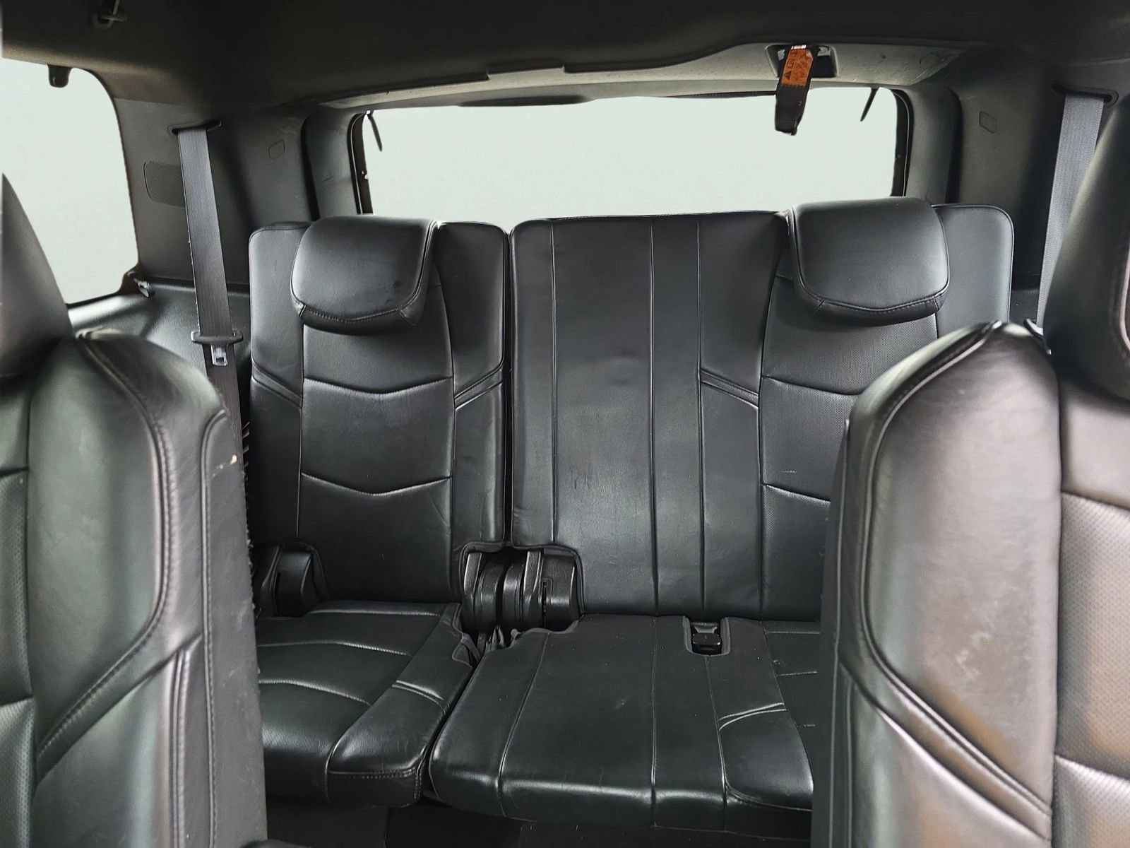 Used 2019 Cadillac Escalade Platinum AWD/4WD image 14