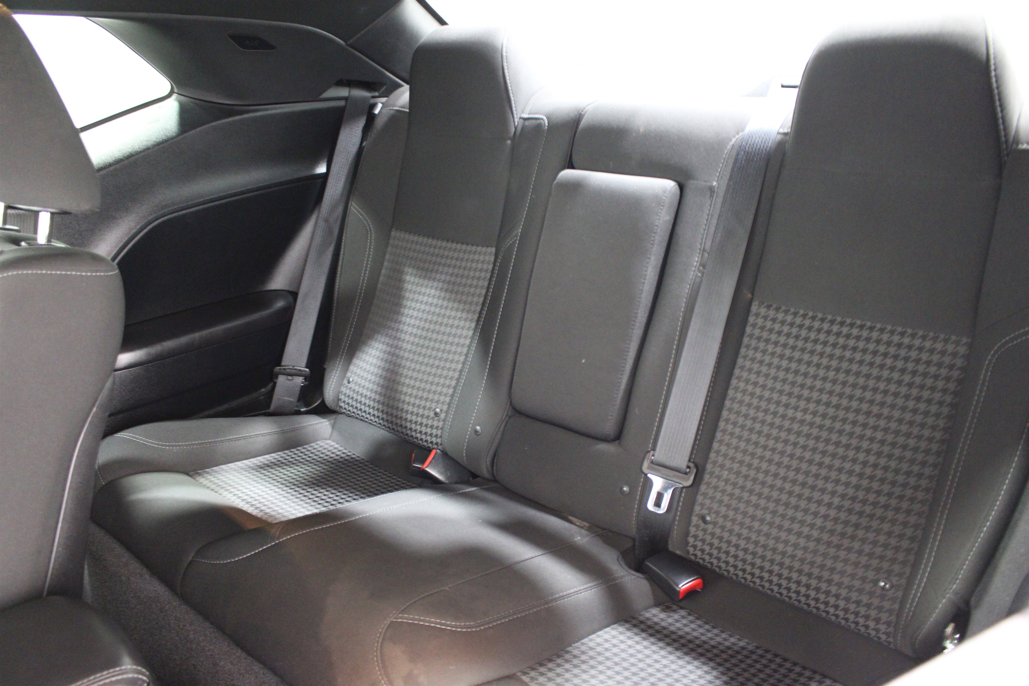 Used 2018 Dodge Challenger R/T w/ Blacktop Package image 20