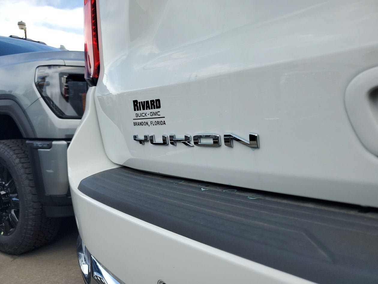 New 2026 GMC Yukon XL Elevation w/ Elevation Premium Package AWD/4WD image 8