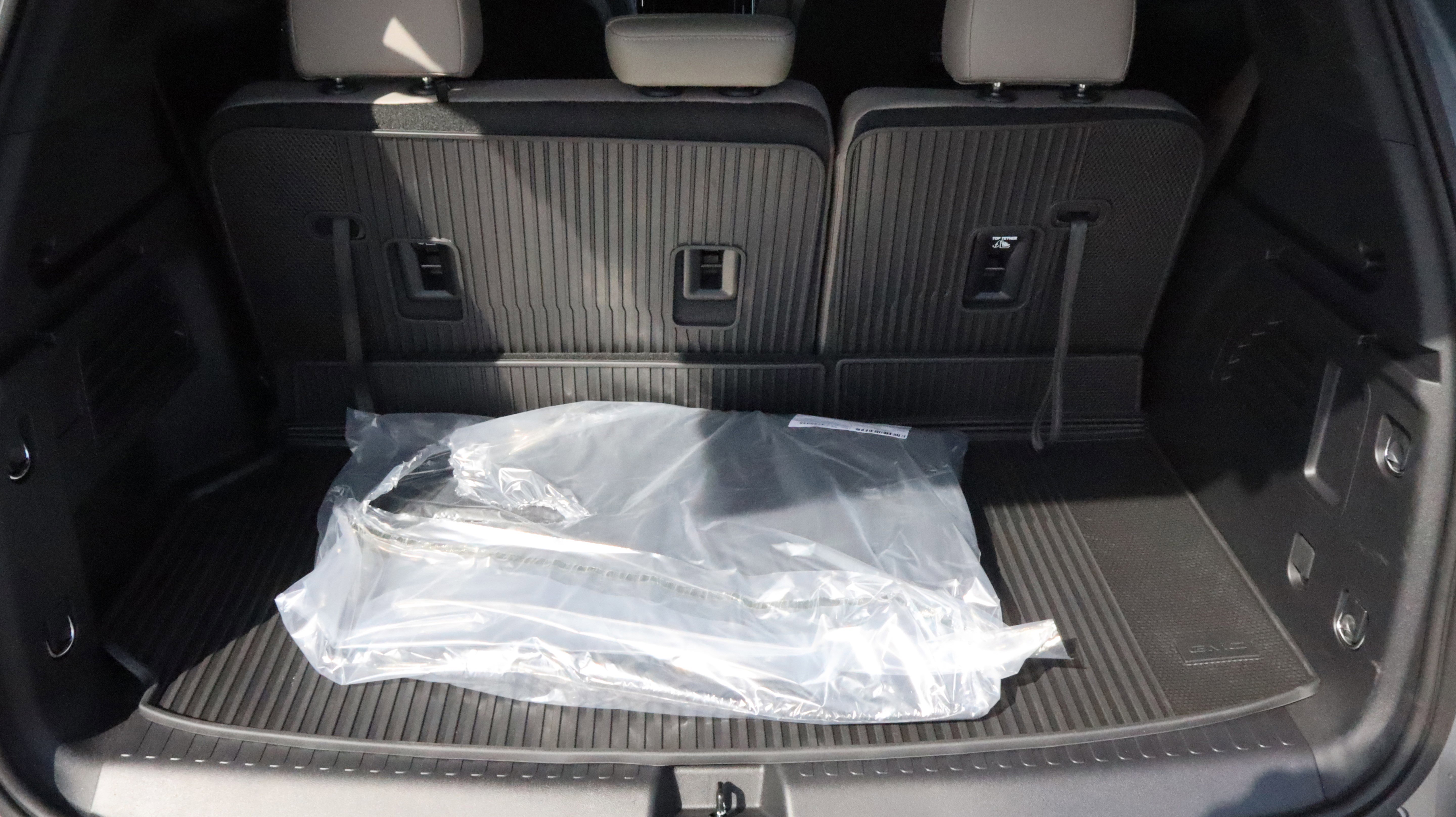 New 2026 GMC Acadia Elevation w/ Elevation Premium Package AWD/4WD image 15