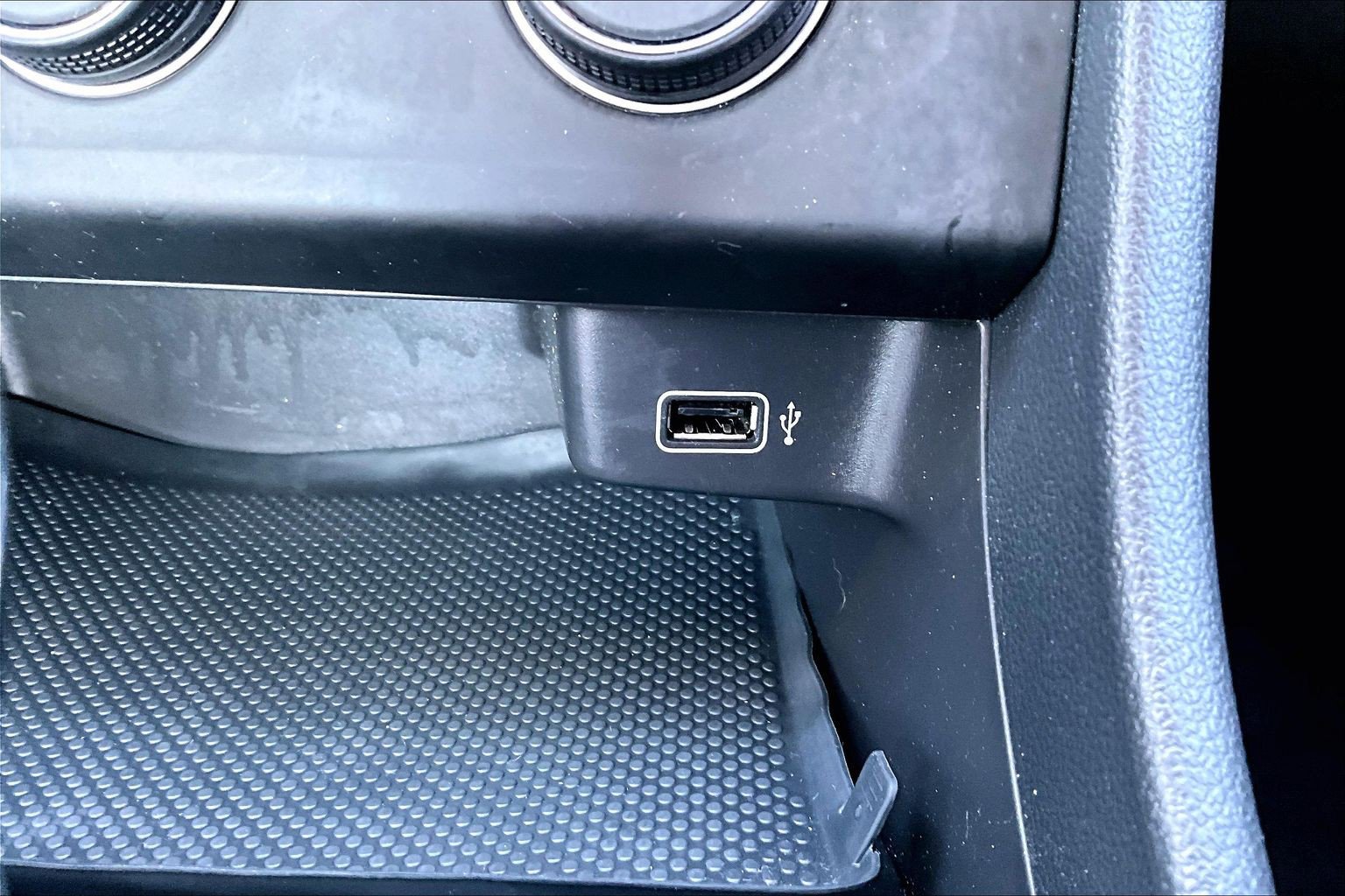 Used 2019 Volkswagen Jetta FWD image 16