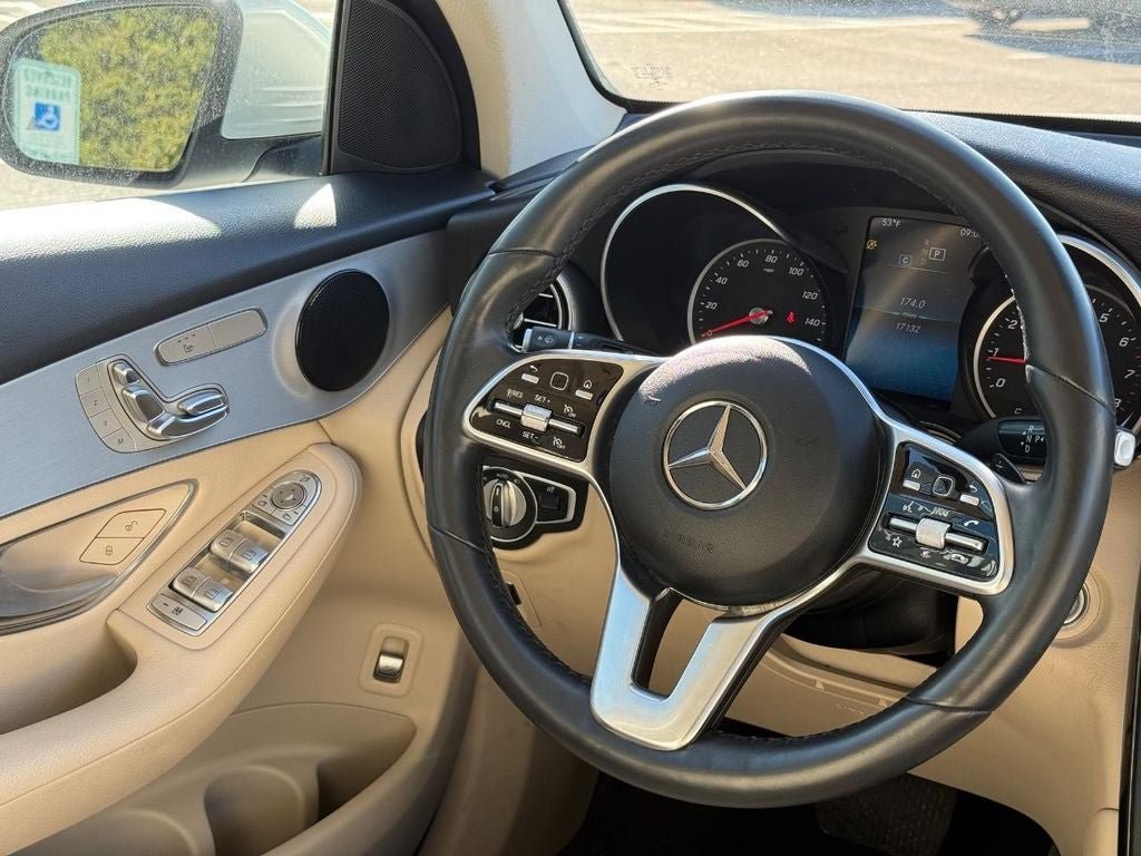 Used 2022 Mercedes-Benz GLC 300 4MATIC image 13
