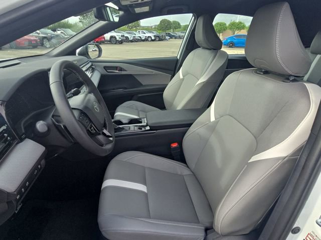 Used 2026 Toyota Camry SE w/ Convenience Package image 15