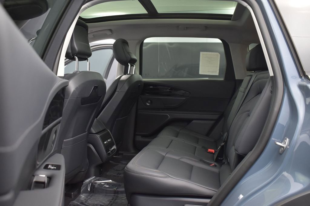 New 2026 Lincoln Nautilus Premier w/ Equipment Group 102A AWD/4WD image 10