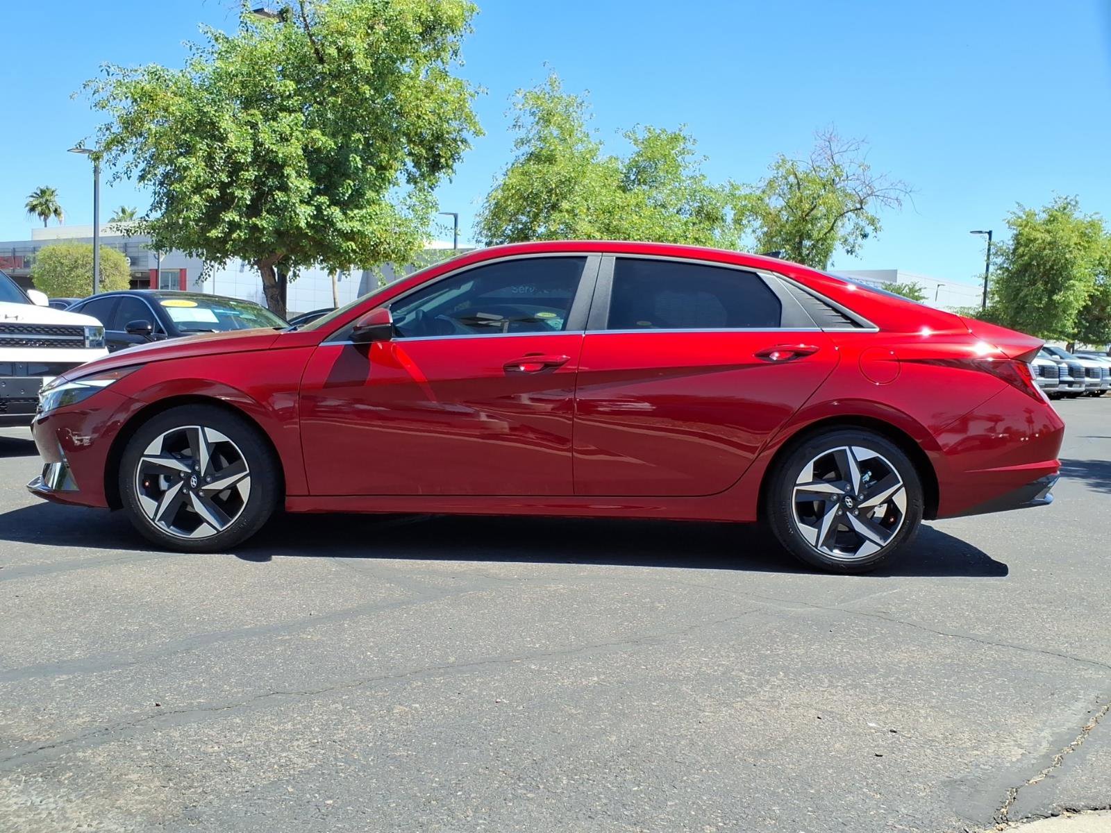 Certified 2023 Hyundai Elantra Limited w/ Cargo Package FWD image 2