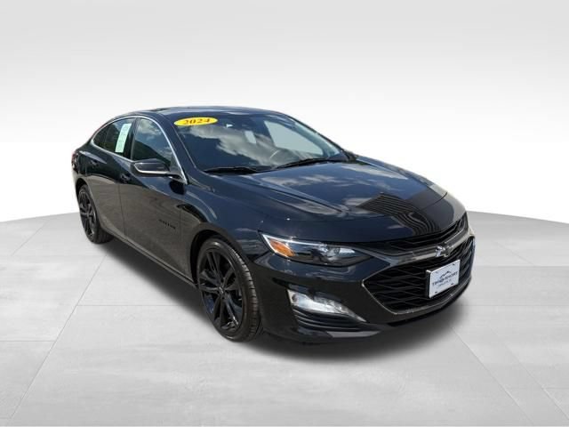 Used 2024 Chevrolet Malibu LT w/ Midnight Edition FWD image 8