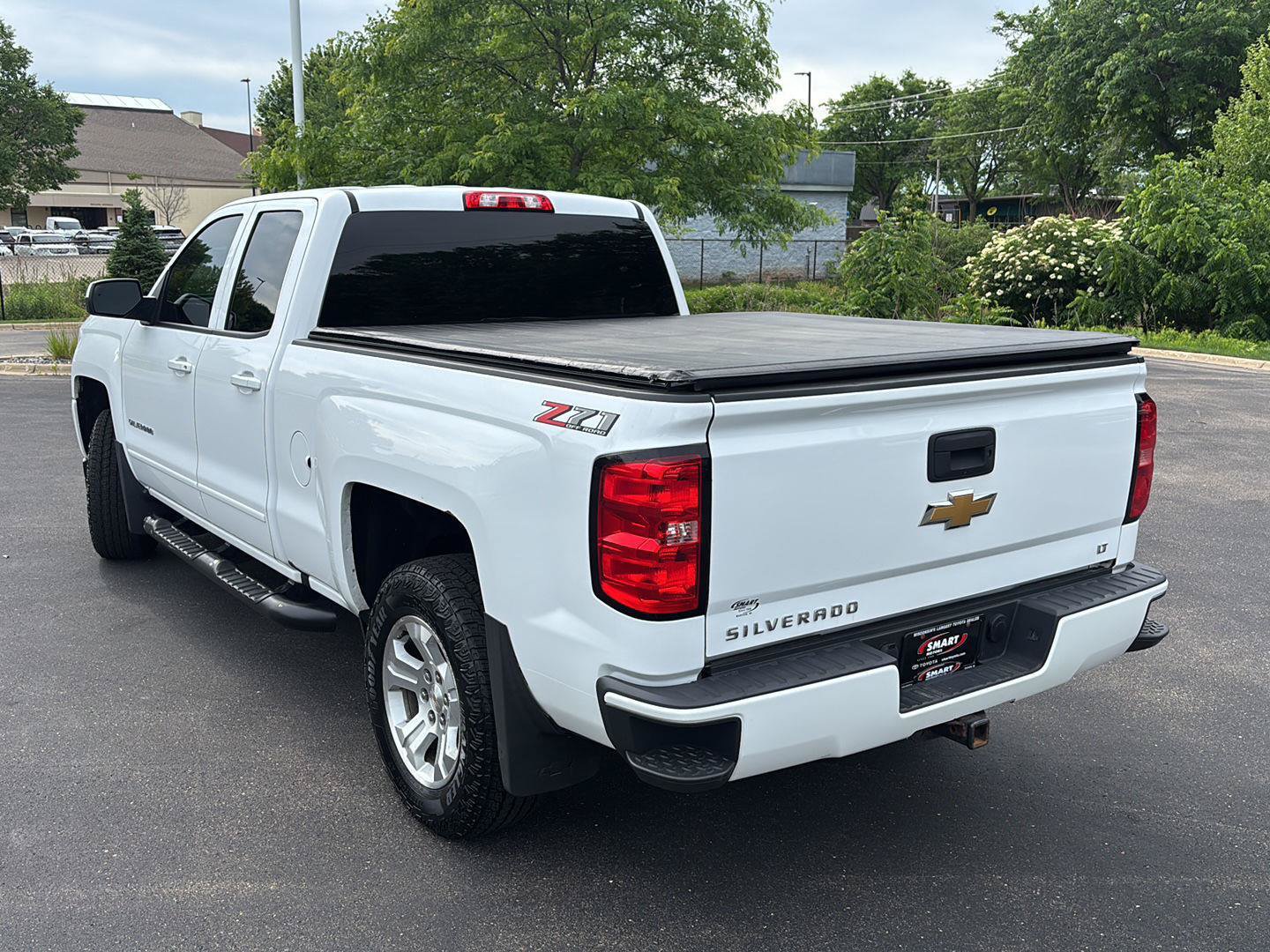 Used 2018 Chevrolet Silverado 1500 LT w/ All Star Edition AWD/4WD image 12