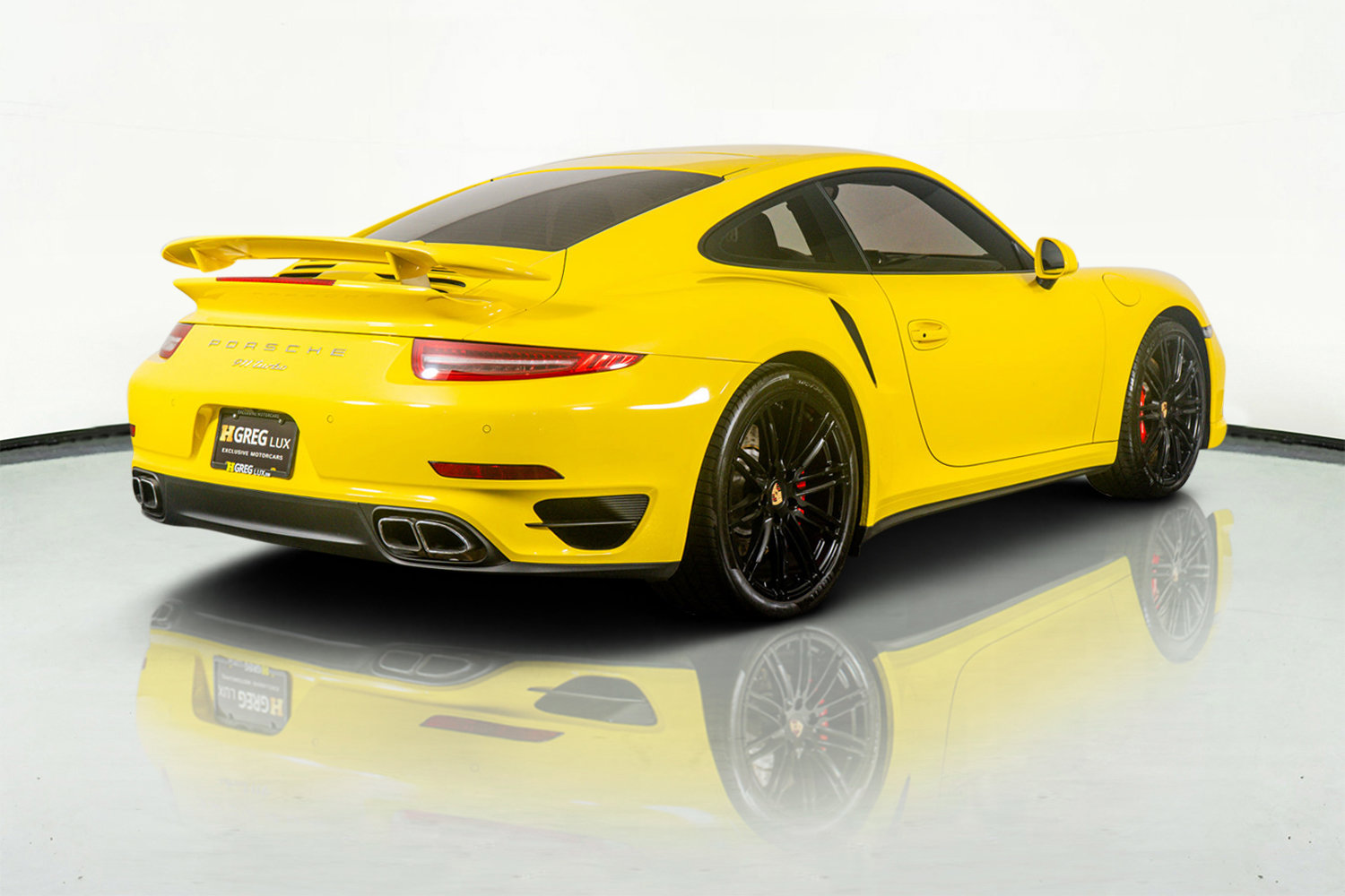 Used 2015 Porsche 911 Turbo w/ Sport Chrono Package image 11