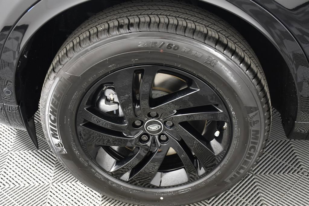 Certified 2025 Land Rover Discovery Sport S AWD/4WD image 11