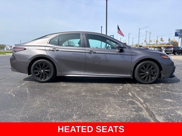 Used 2024 Toyota Camry SE FWD image 2