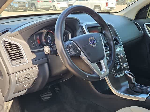 Used 2016 Volvo XC60 T5 Premier w/ Proximity Package FWD image 10
