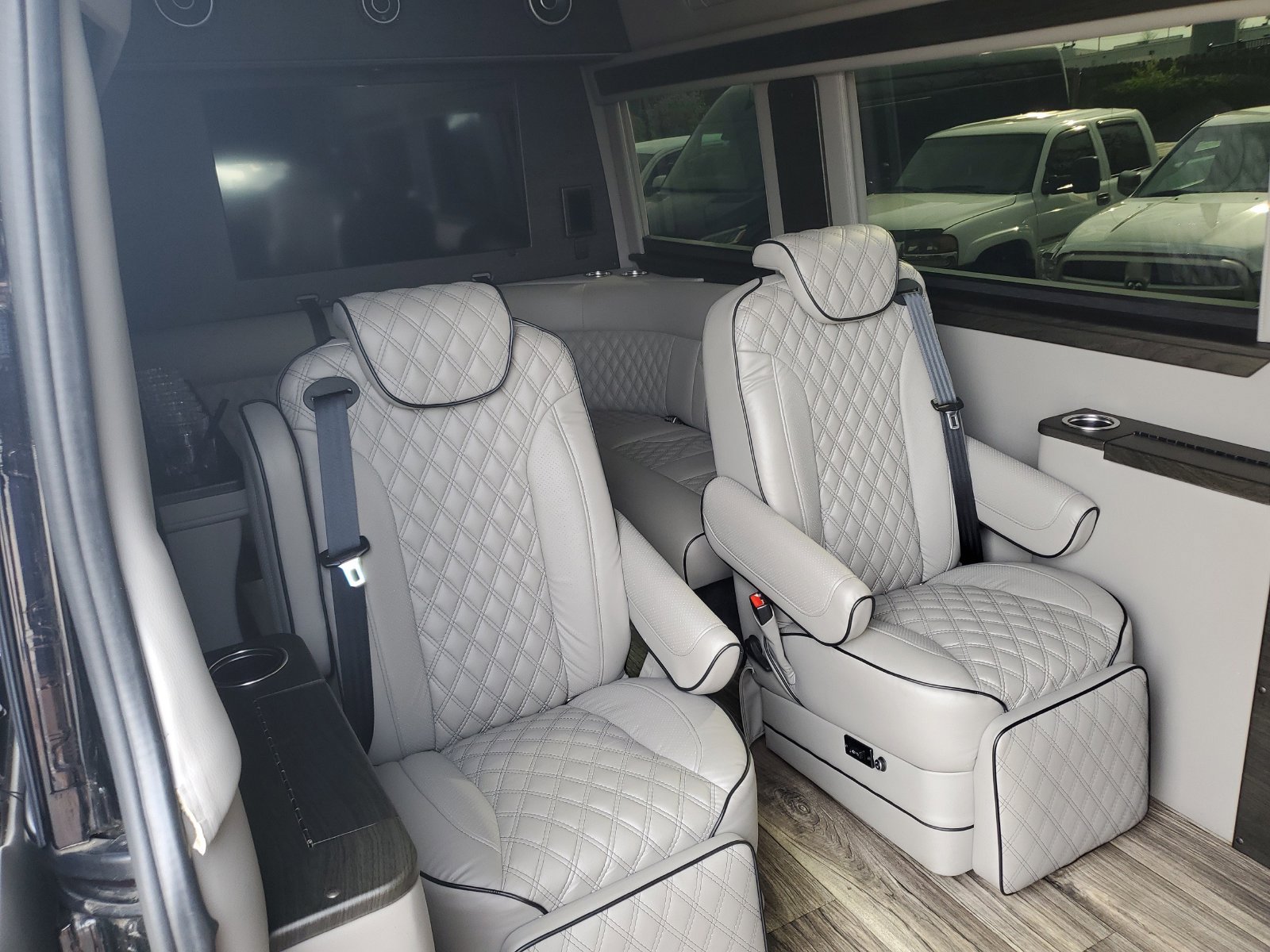 Used 2023 Mercedes-Benz Sprinter 3500 image 11