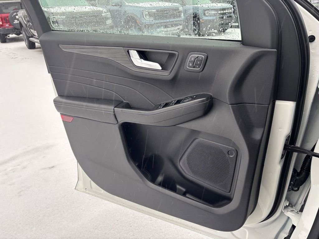 New 2026 Ford Escape Platinum w/ Equipment Group 601A image 16