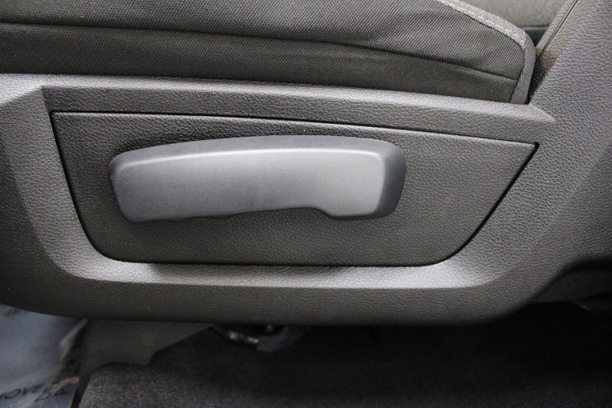 Used 2022 RAM 1500 Classic Warlock image 37