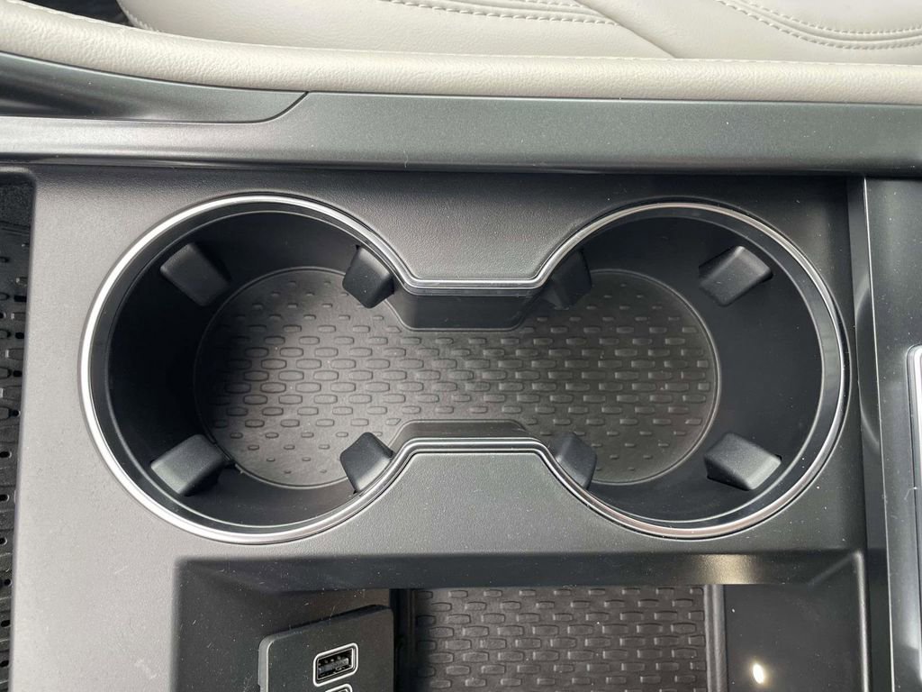 New 2026 Lincoln Nautilus Premier w/ Equipment Group 102A image 18