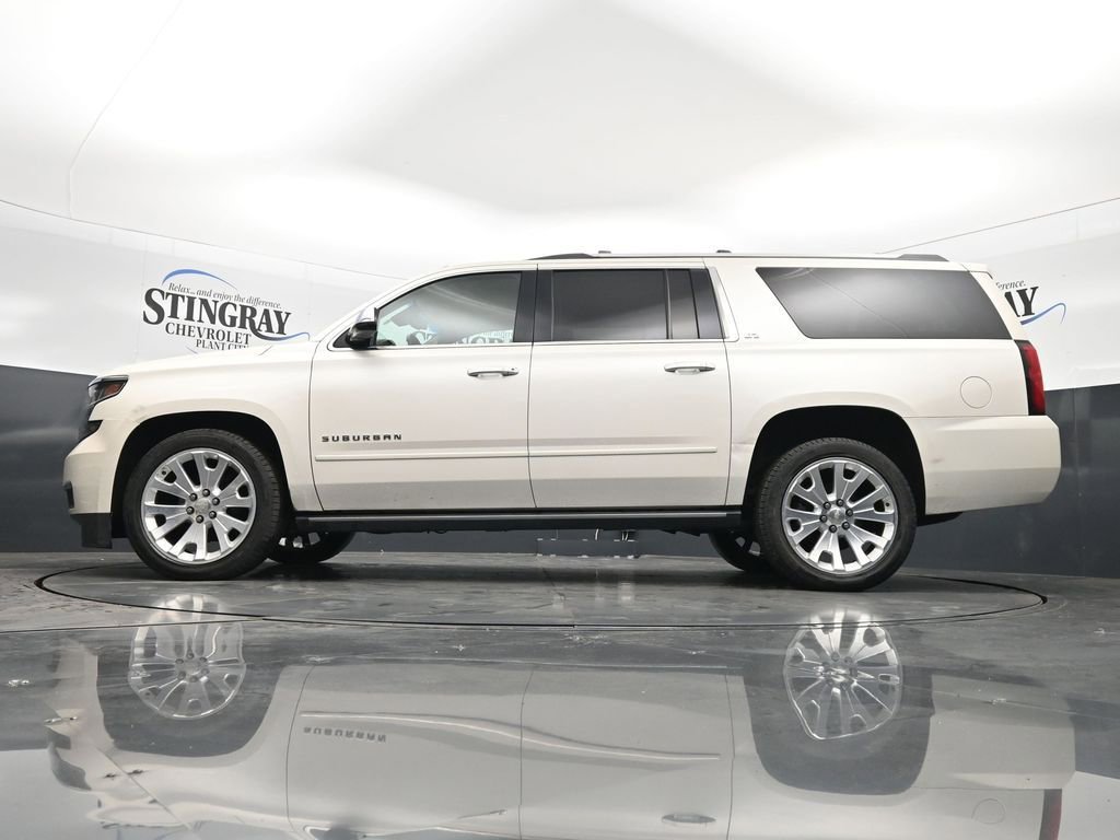 Used 2015 Chevrolet Suburban LTZ RWD image 20