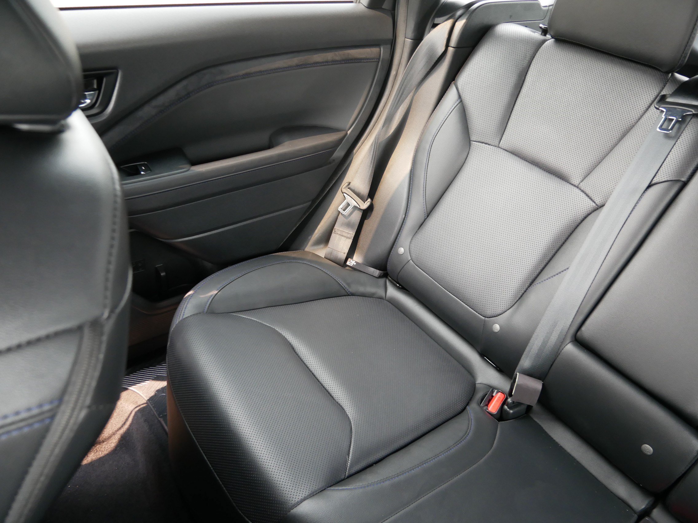 Used 2025 Subaru Forester Limited AWD/4WD image 12