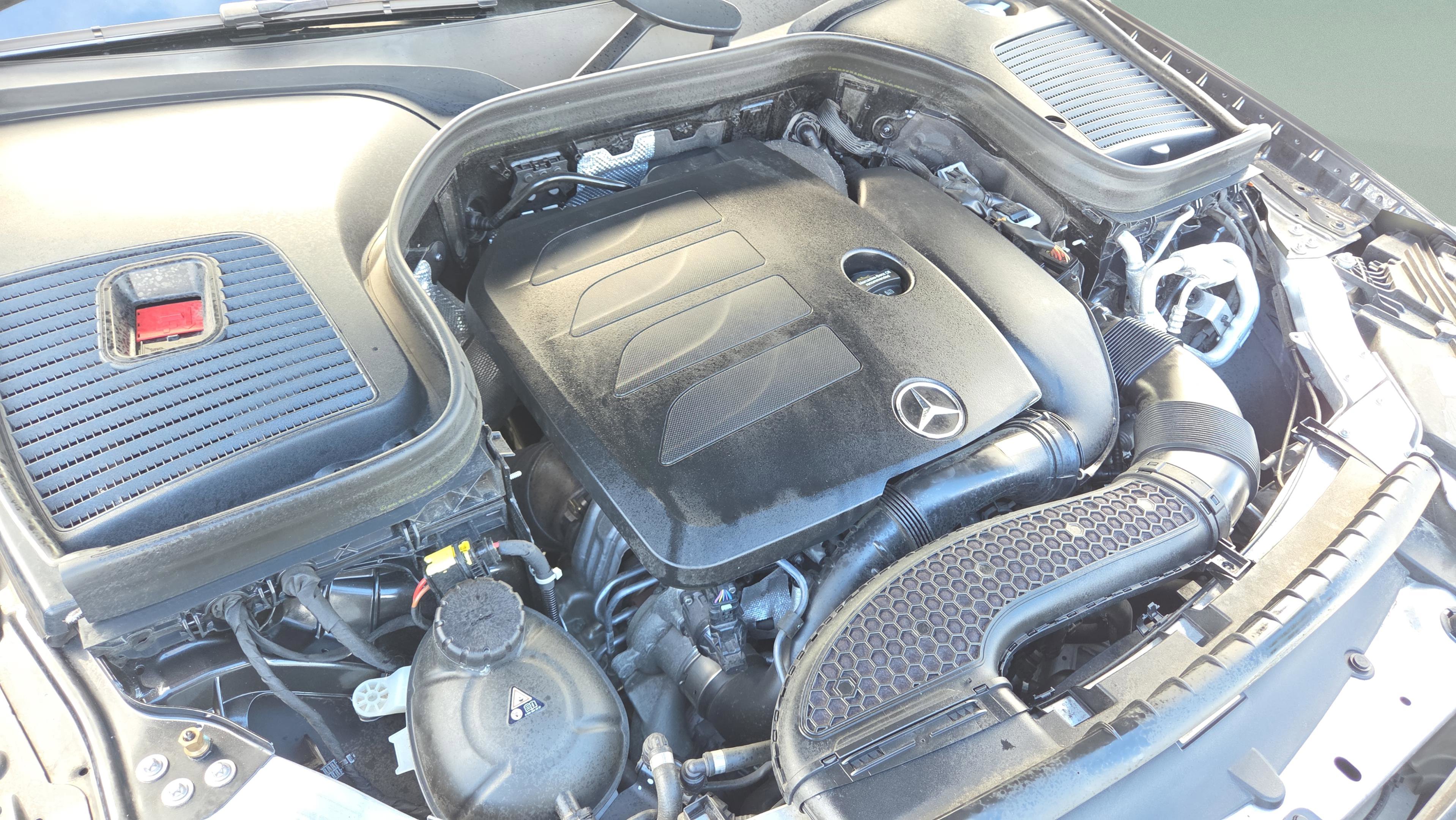 Certified 2022 Mercedes-Benz GLC 300 4MATIC image 18