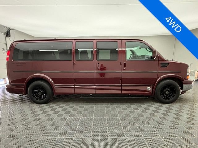 Used 2020 Chevrolet Express 2500 Extended w/ Enhanced Convenience Package RWD image 5