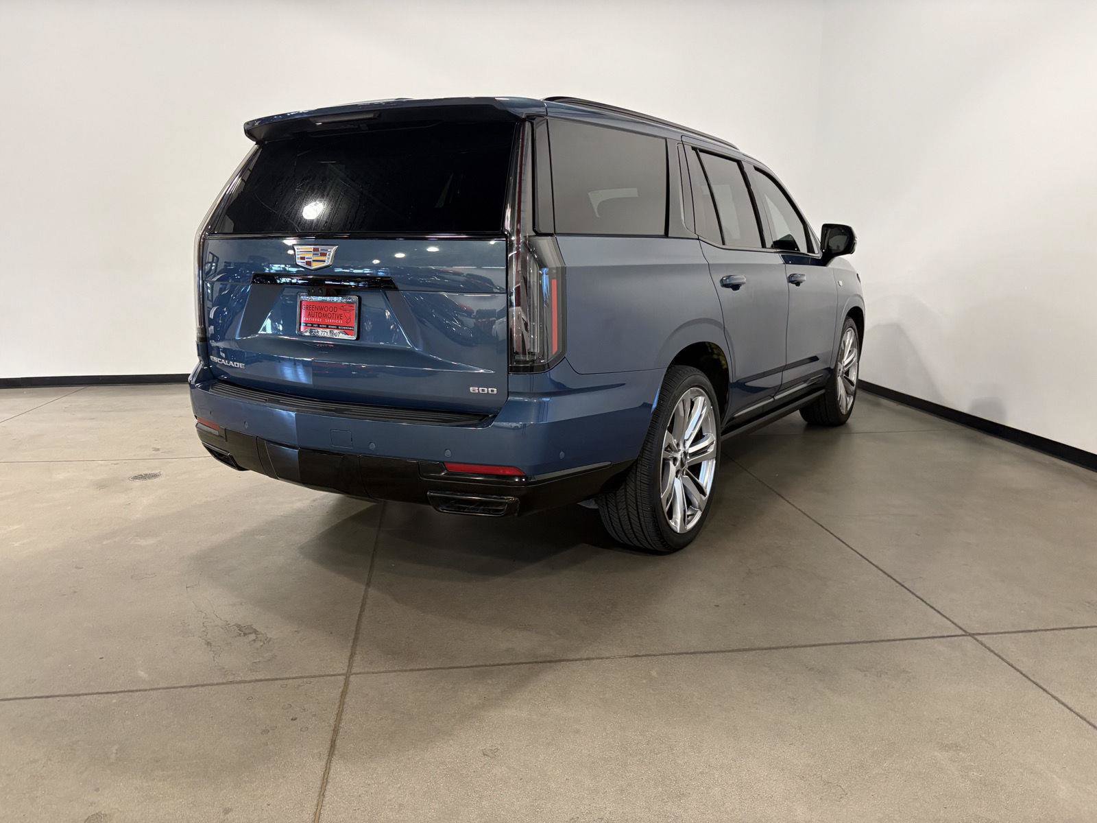 Used 2025 Cadillac Escalade Sport w/ Touring Package AWD/4WD image 3