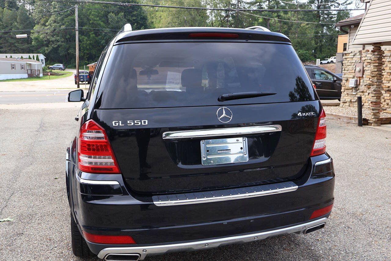 Used 2011 Mercedes-Benz GL 550 4MATIC image 8