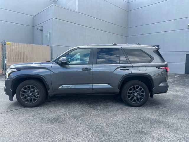 Used 2025 Toyota Sequoia Platinum AWD/4WD image 6