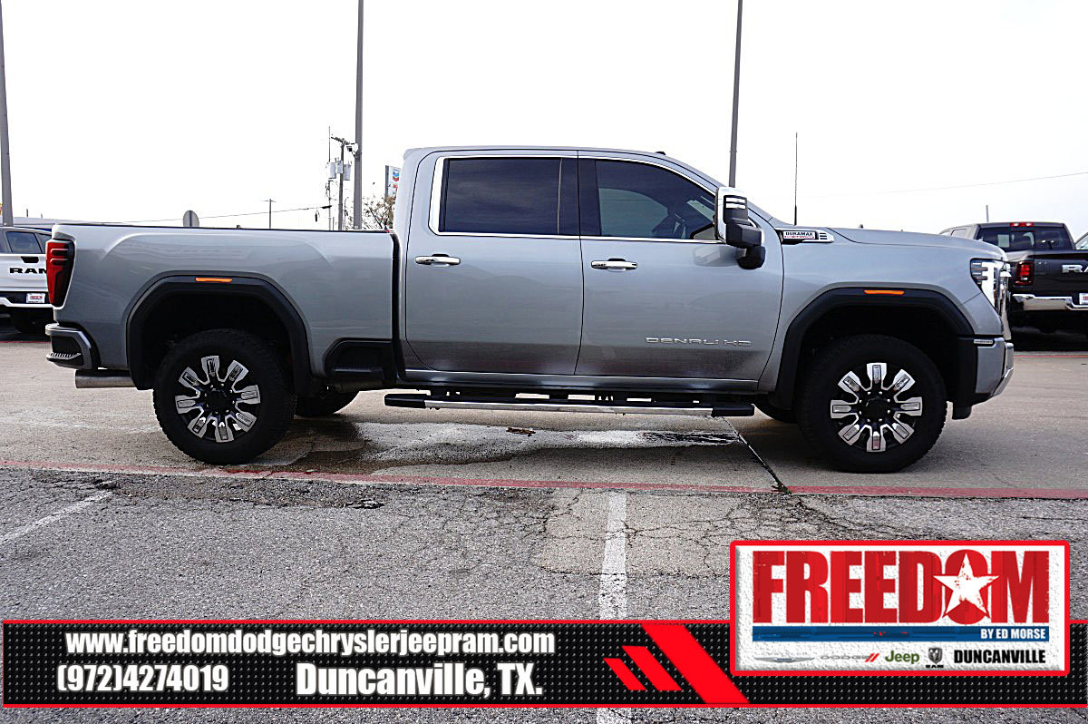 Used 2025 GMC Sierra 2500 Denali w/ Denali Reserve Package image 6