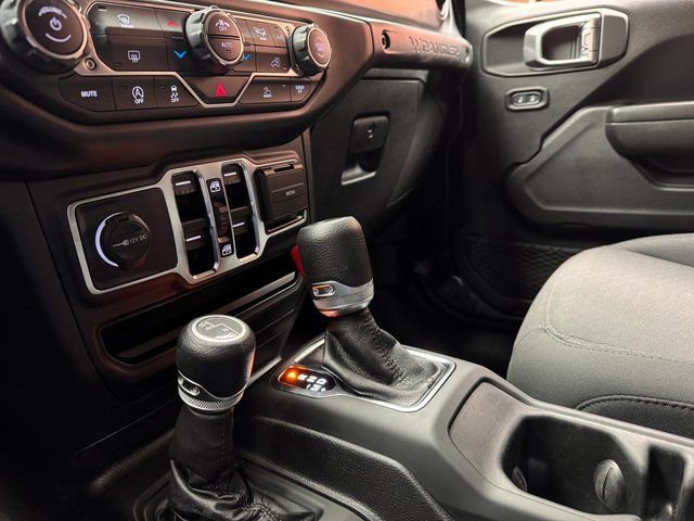 Used 2021 Jeep Wrangler Unlimited Willys image 20