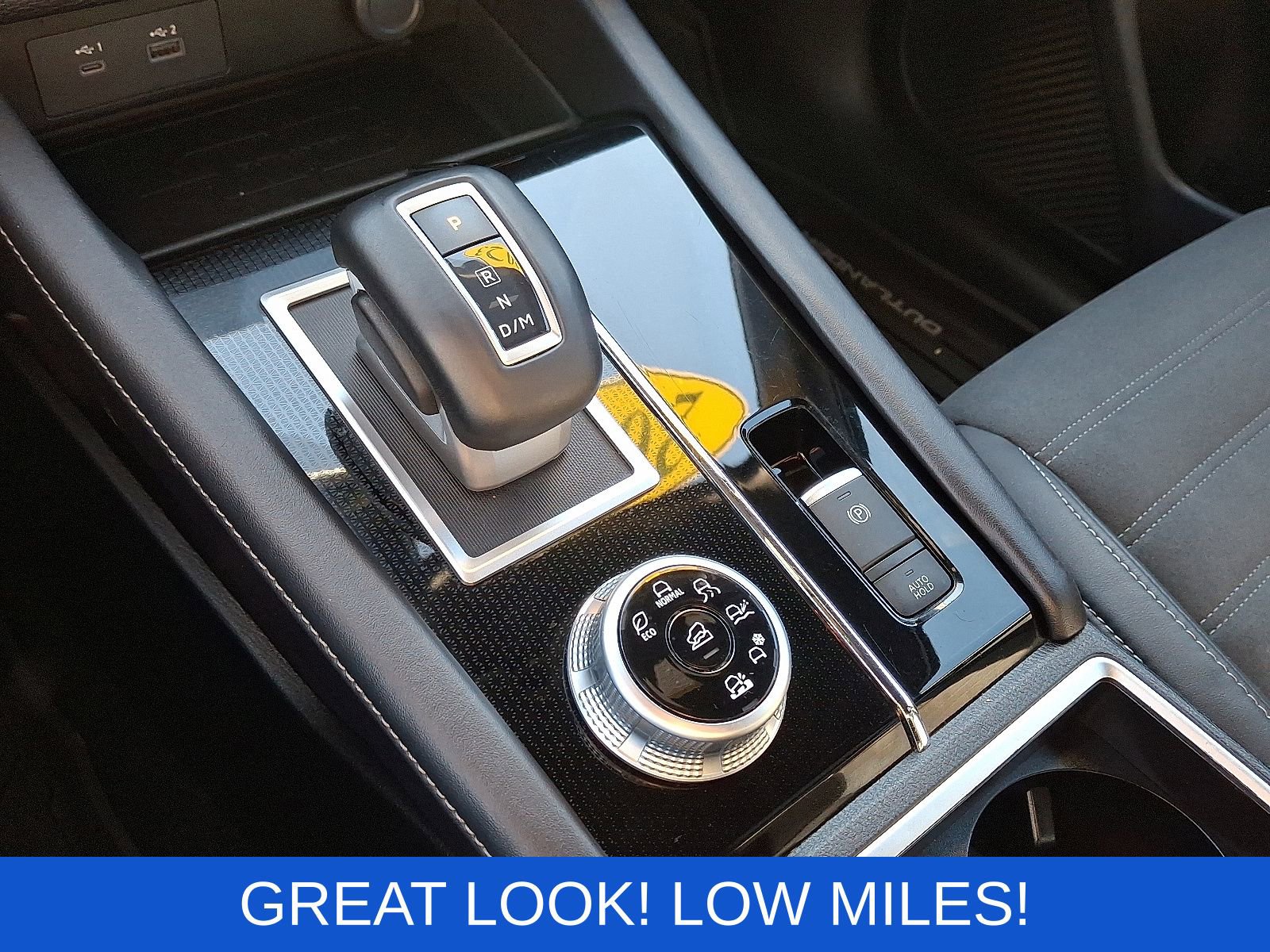 Used 2023 Mitsubishi Outlander SE Black Edition image 16