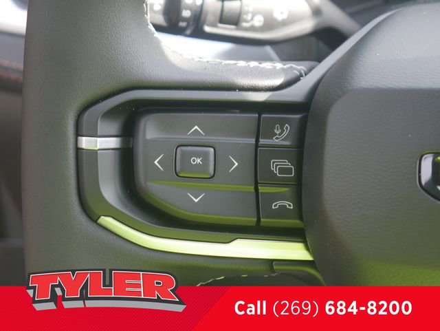 New 2026 Jeep Cherokee Overland w/ Trailer Tow Group AWD/4WD image 27