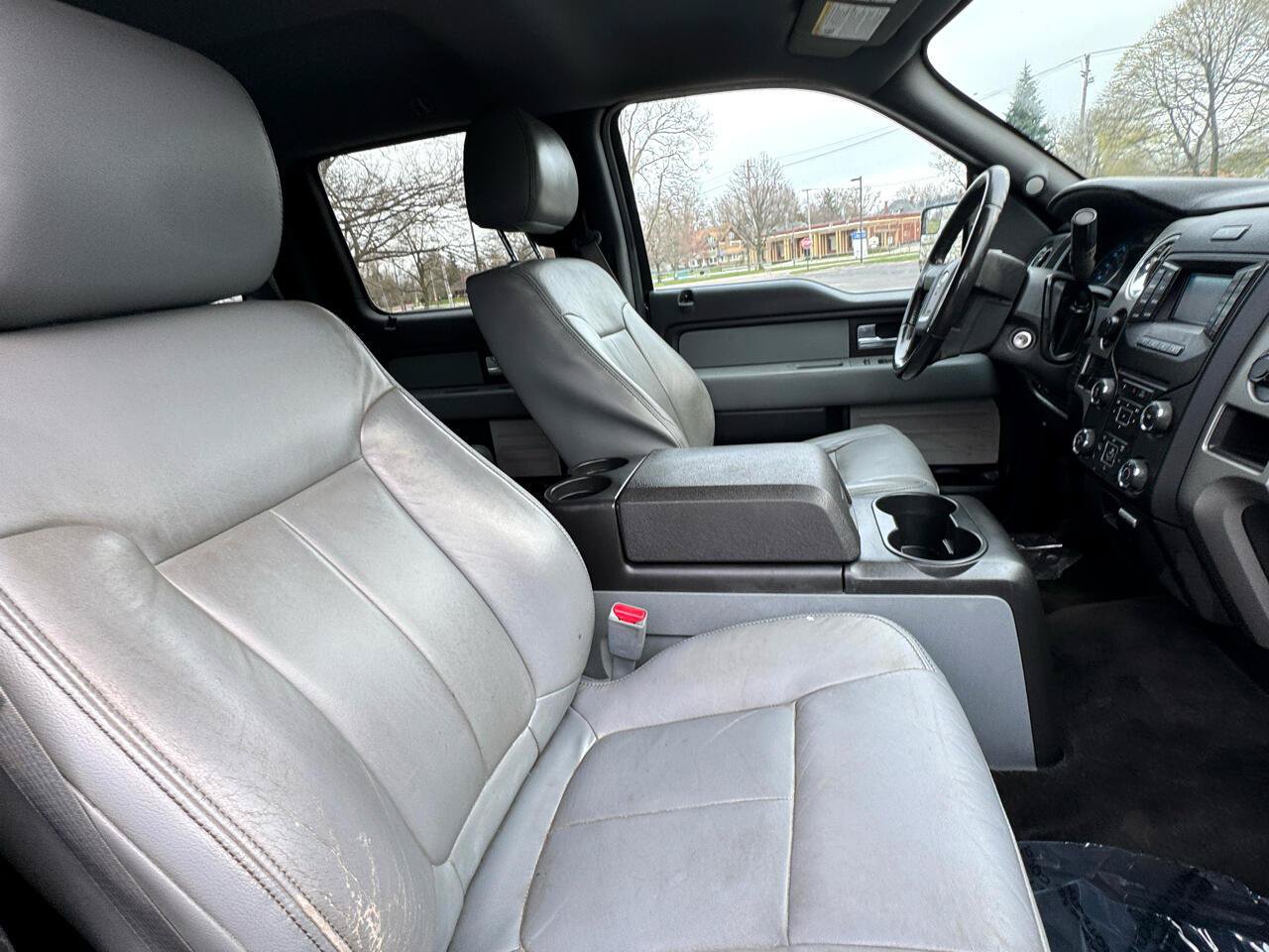 Used 2014 Ford F150 XLT w/ Equipment Group 302A Luxury AWD/4WD image 32
