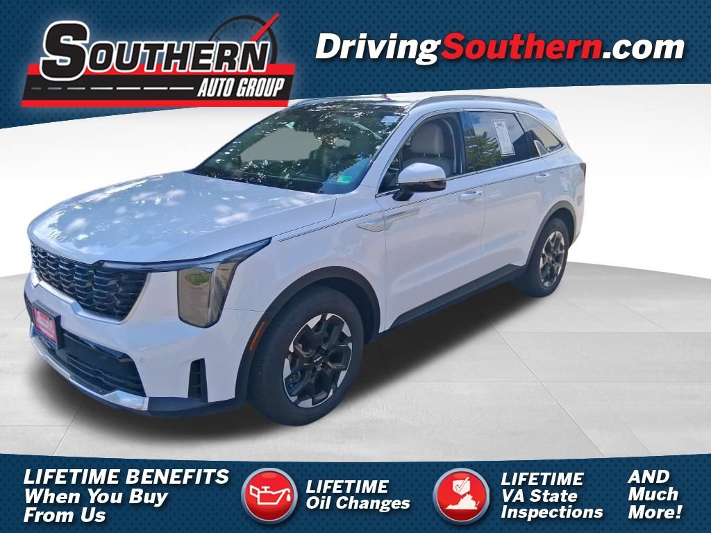 Used 2024 Kia Sorento S w/ Panoramic Sunroof Package