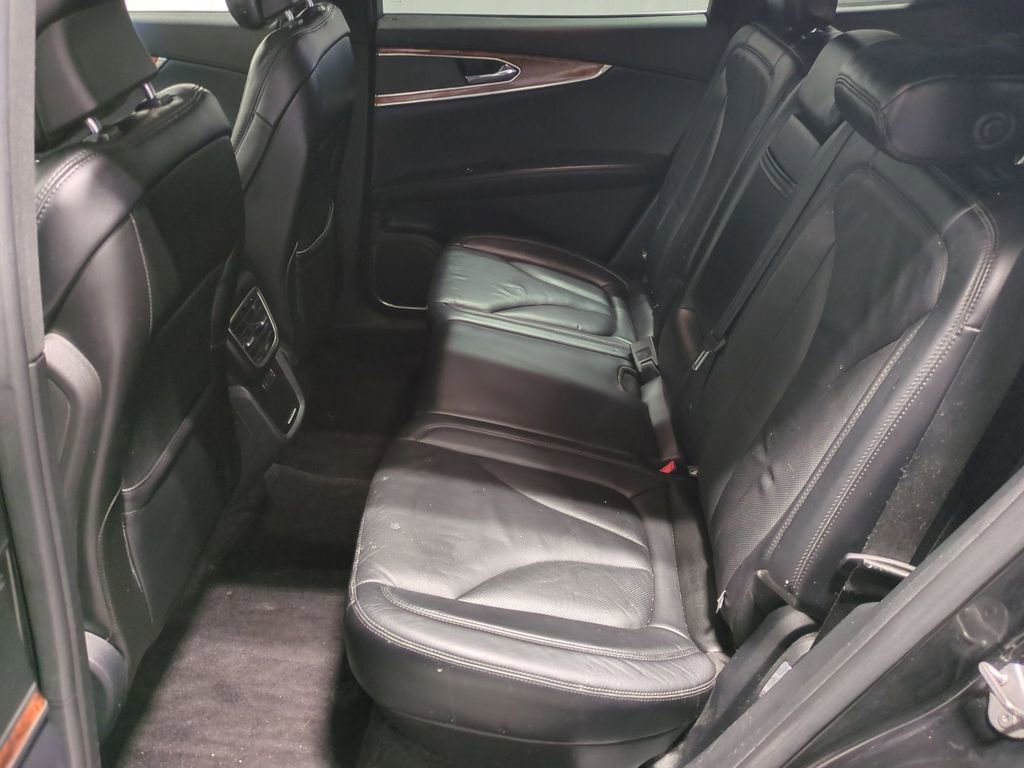 Used 2017 Lincoln MKX Reserve w/ Lincoln MKX Climate Package image 24