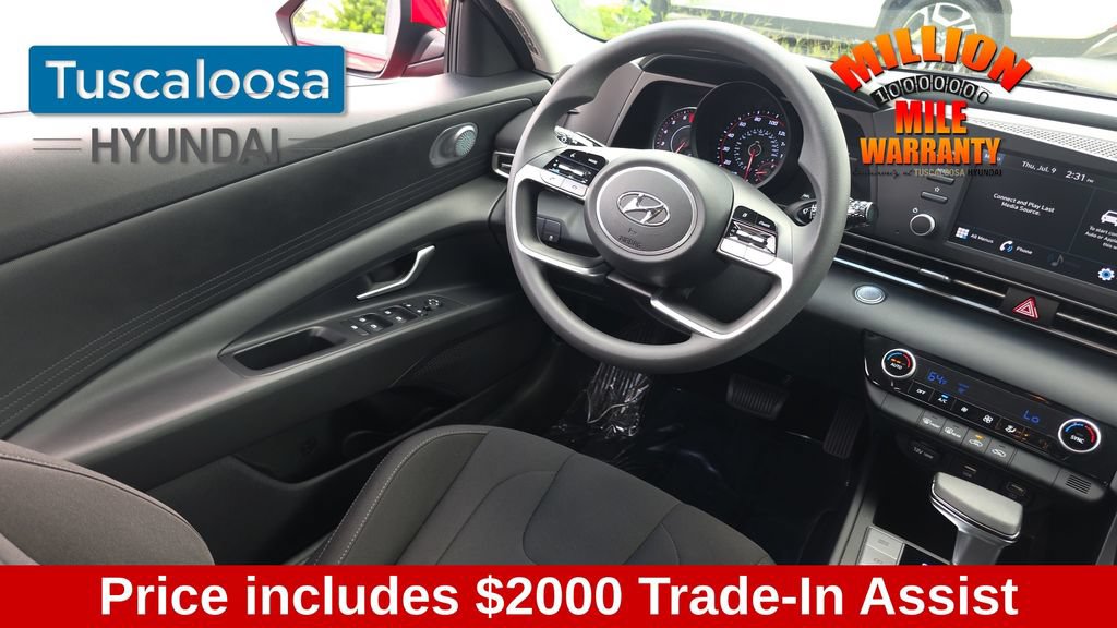 Used 2023 Hyundai Elantra SEL FWD image 27