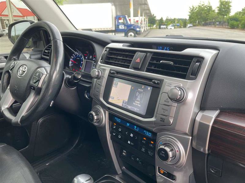 Used 2018 Toyota 4Runner Limited AWD/4WD image 75