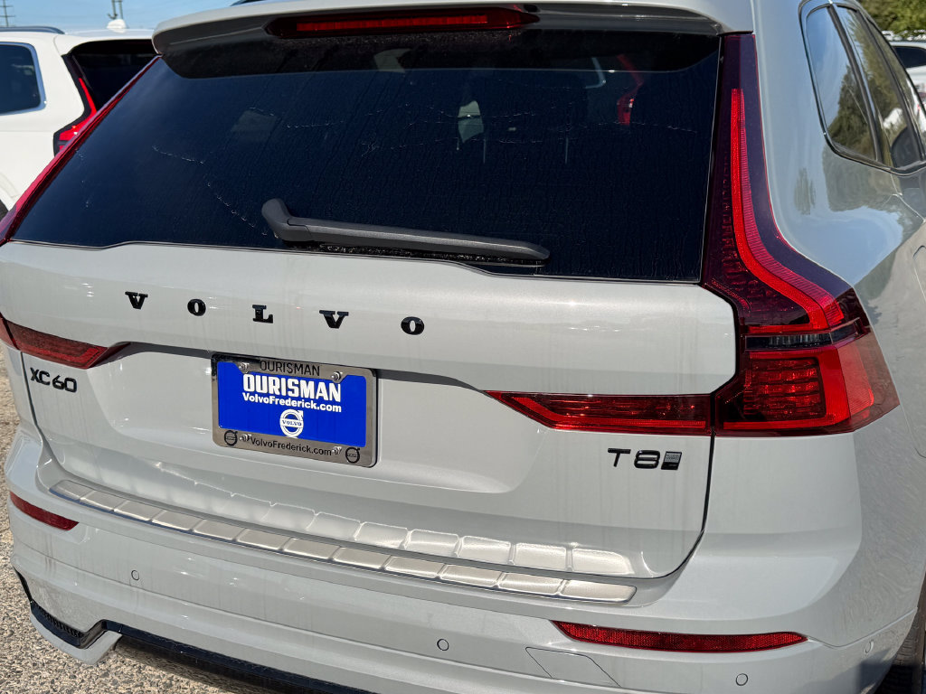 New 2026 Volvo XC60 T8 Ultra w/ Protection Package Premier AWD/4WD image 5